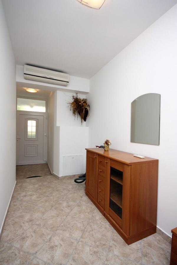 Apartments By The Sea Kampor, Rab - 4986 Εξωτερικό φωτογραφία