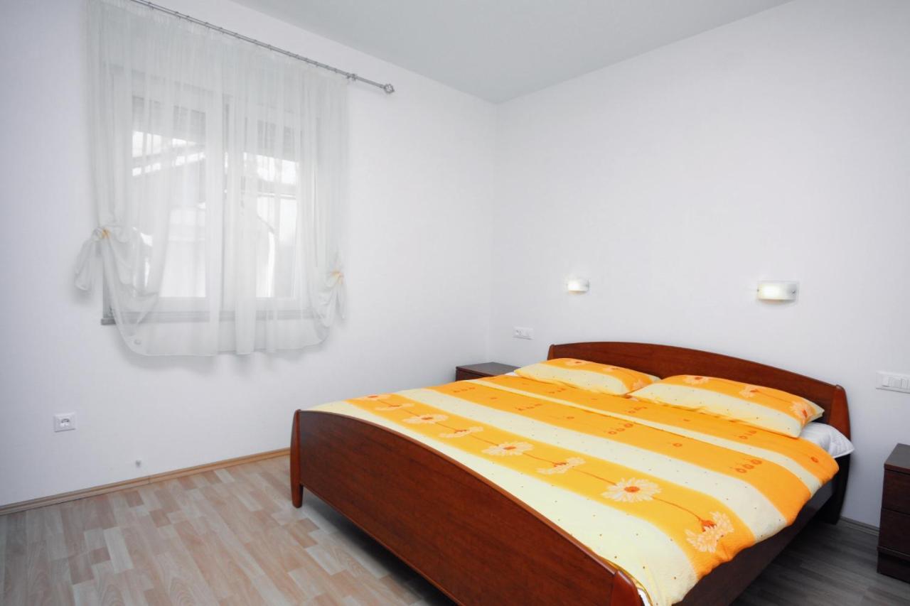 Apartments By The Sea Kampor, Rab - 4986 Εξωτερικό φωτογραφία