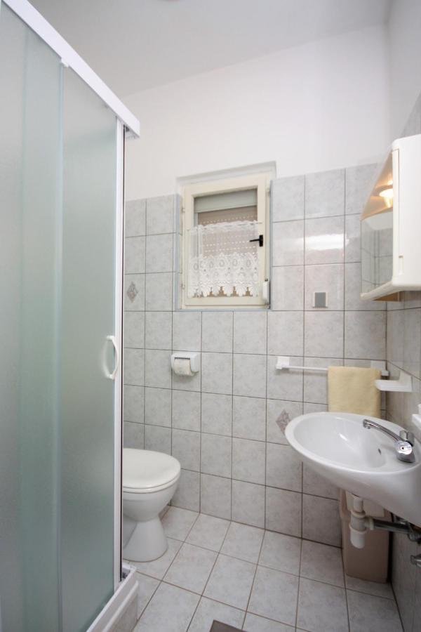 Apartments By The Sea Kampor, Rab - 4986 Εξωτερικό φωτογραφία